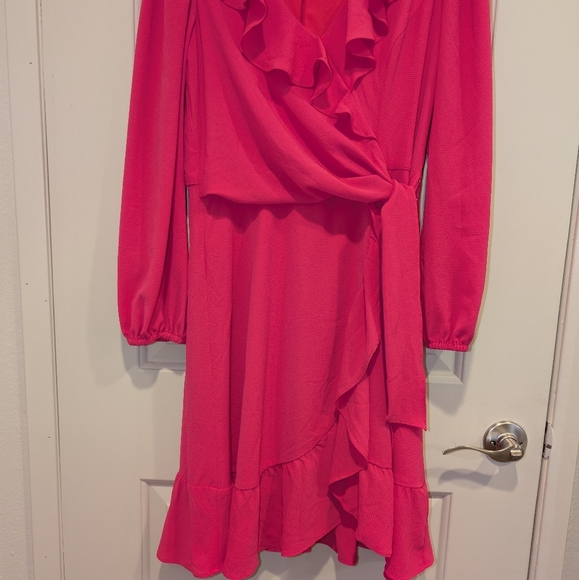 London Times V-Neck Ruffle Detail Long Sleeve Wedding Guest Dresses for Women - Picture 4 of 10